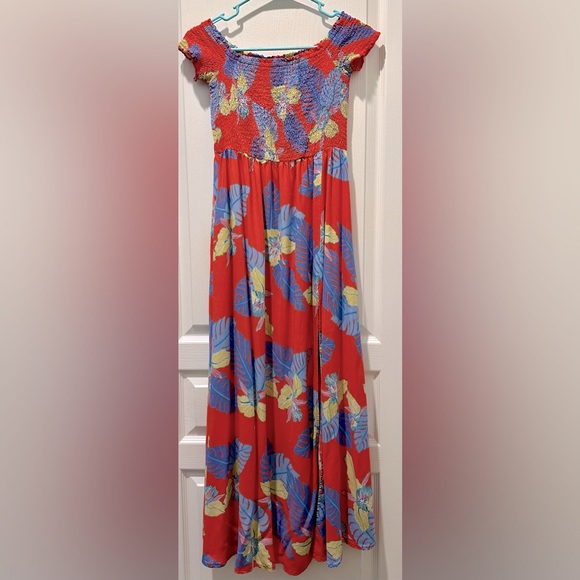 Lulu’s Patsy Off Shoulder Aloha Maxi Dress w Smocked Bodice & High Front Slit - Picture 3 of 8